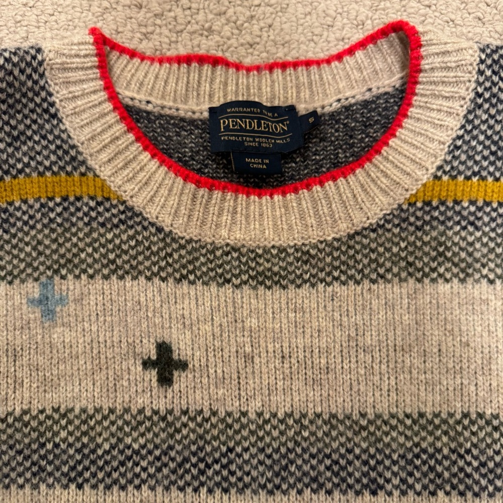 Pendleton Wool Sweater Size Small - image 2